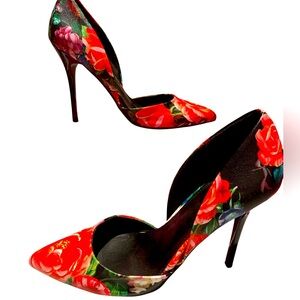 🩷CHARLOTTE RUSSE GORGEOUS ROSETTE HEELS🩷EXCELLENT CONDITION!!